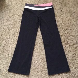 Lululemon yoga pants